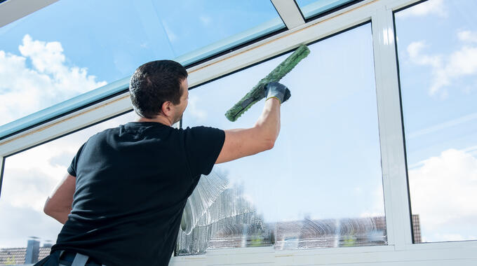 Matériel de nettoyage pour votre fenêtres - BOMAdirect